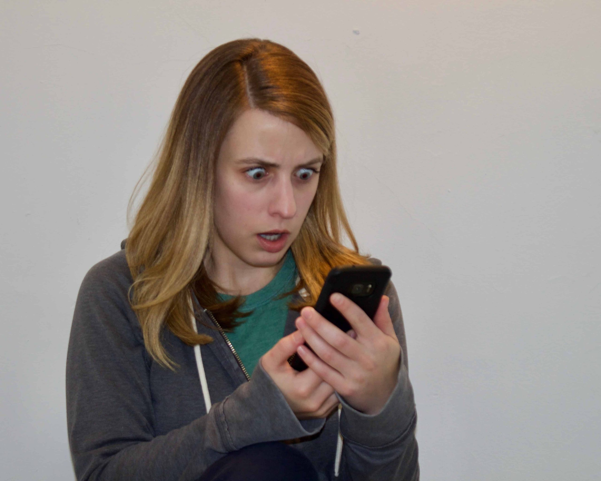 Spooky! Woman Sees Ad for Boots On Twitter After Searching “Winter Boots” on Amazon