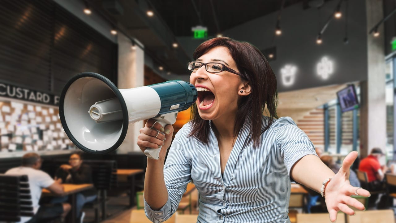 “Menstruation Is Normal!” Screams Woman Drowning Entire Shake Shack With Her Period Blood